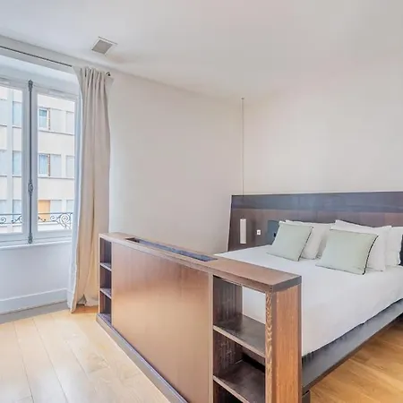 Particulier Dans Le 17ème Arondissement *