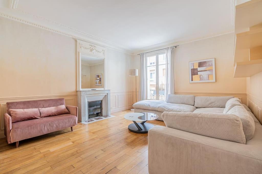 Particulier Dans Le 17eme Arondissement * Parigi